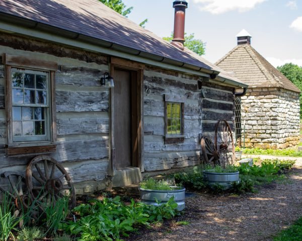 Log Cabin